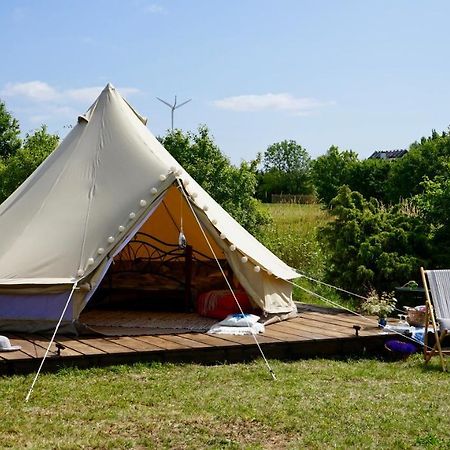 Hotel Saare Glamping à Salme Extérieur photo